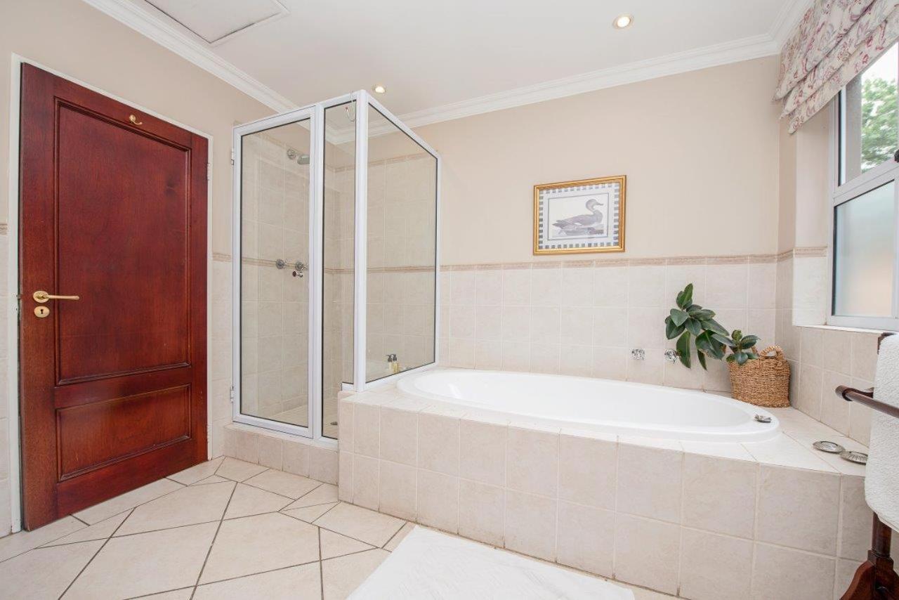 Wild Olive Executive Suite Йоханнесбург Экстерьер фото