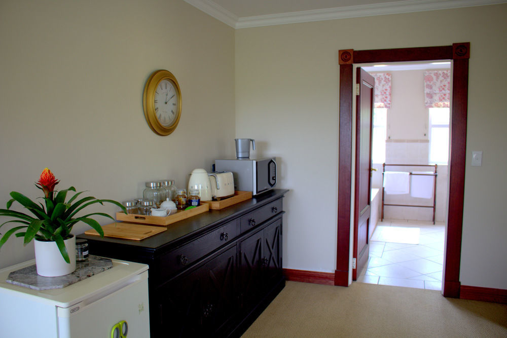 Wild Olive Executive Suite Йоханнесбург Экстерьер фото